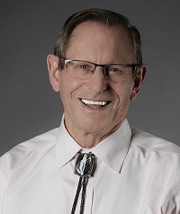 A photo of Alan S. Crandall, MD.