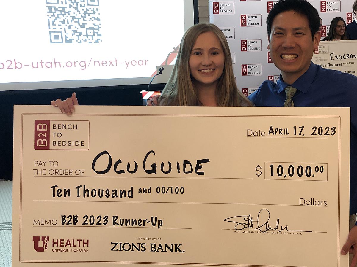 Utah medical student Joanna Gorka and her mentor, Austin Nakatsuka, MD, at the Bench to Bedside competition award ceremony.