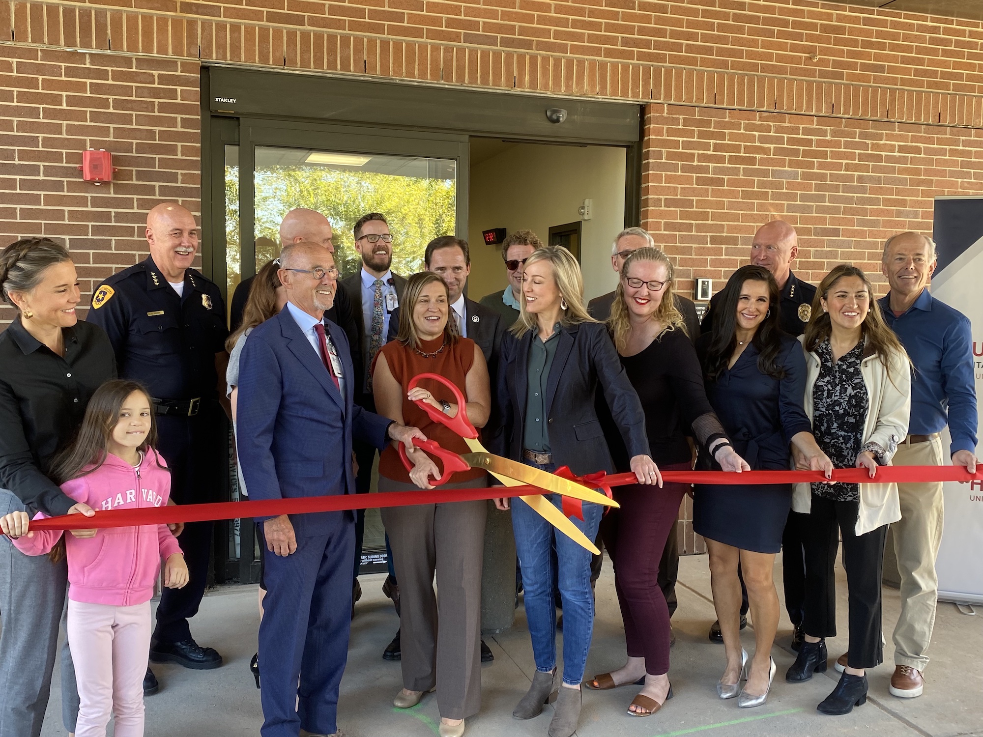 HMHI Receiving Center Ribbon Cutting