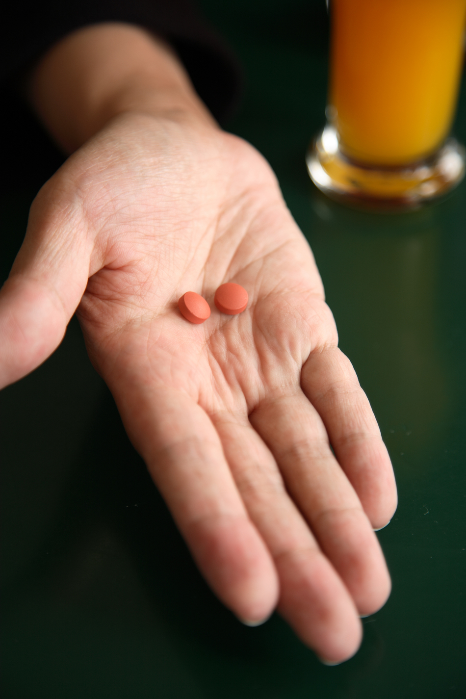 Health Hack: How Much Ibuprofen Should You Really Take?