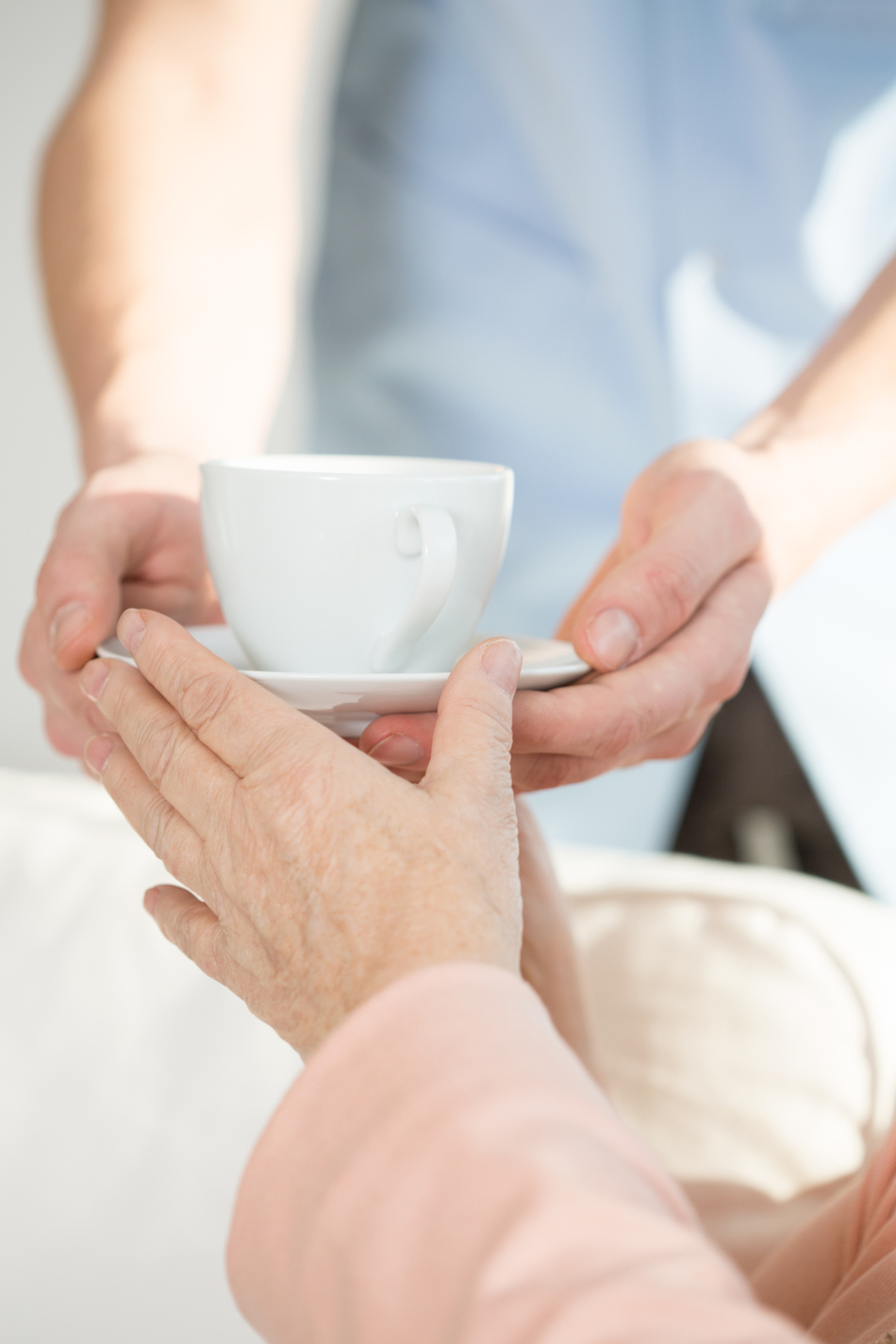 A Cup of Coffee After Surgery May Get You Home Faster