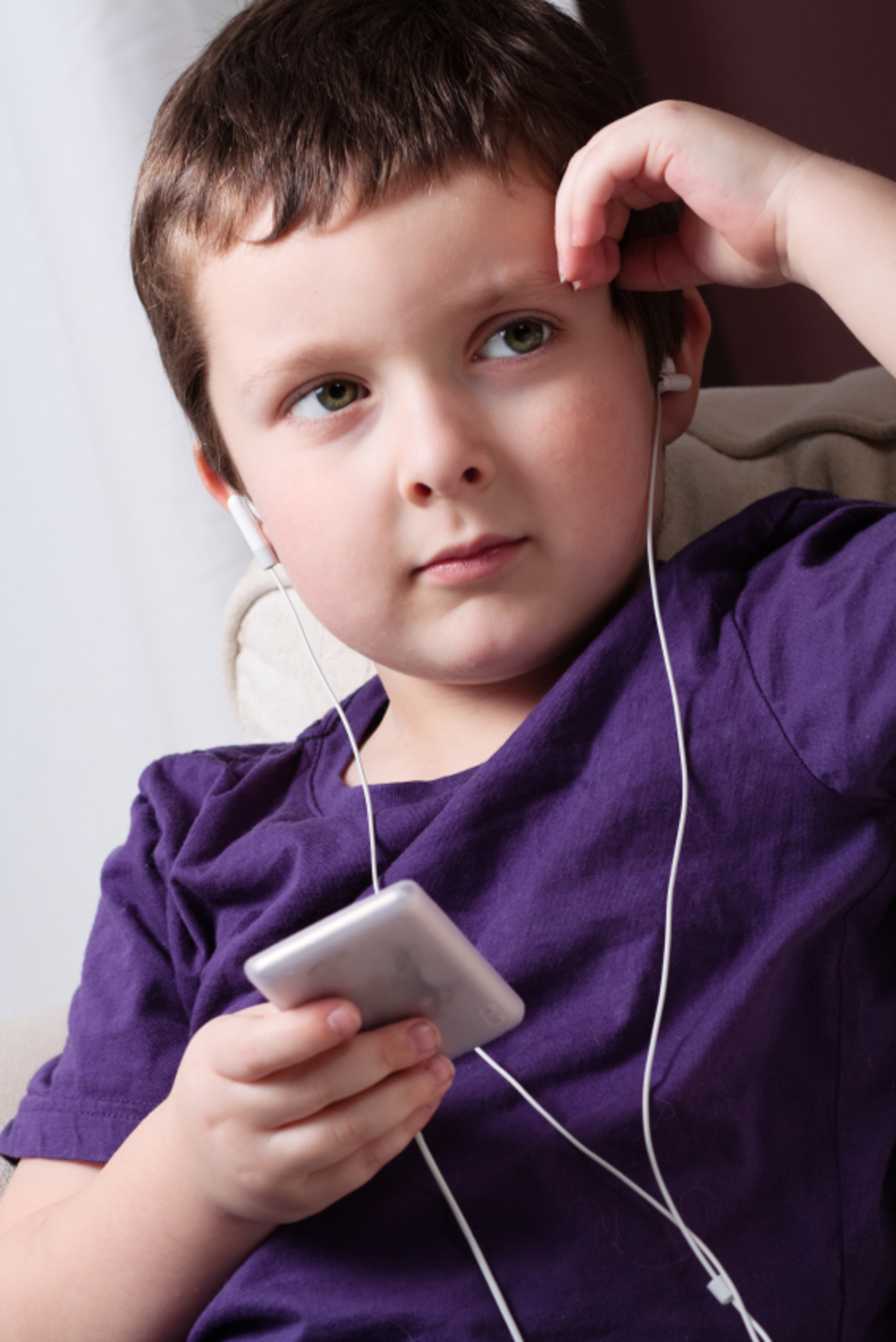 When Kids Aren’t Paying Attention, Is It Selective Hearing or Loss of Hearing?